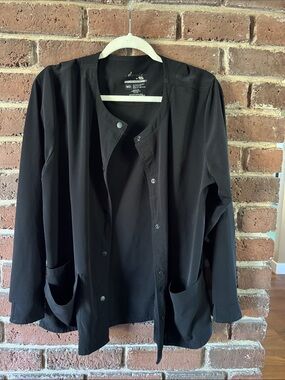 Black Snap-Front Scrub Elevate by IRG Jacket